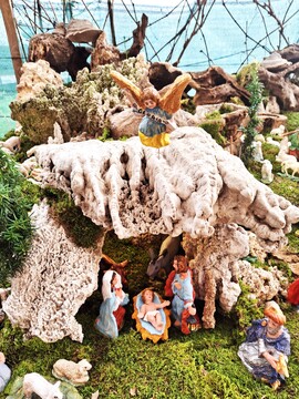 Lepo je oblikoval tudi hlevček s sveto družino